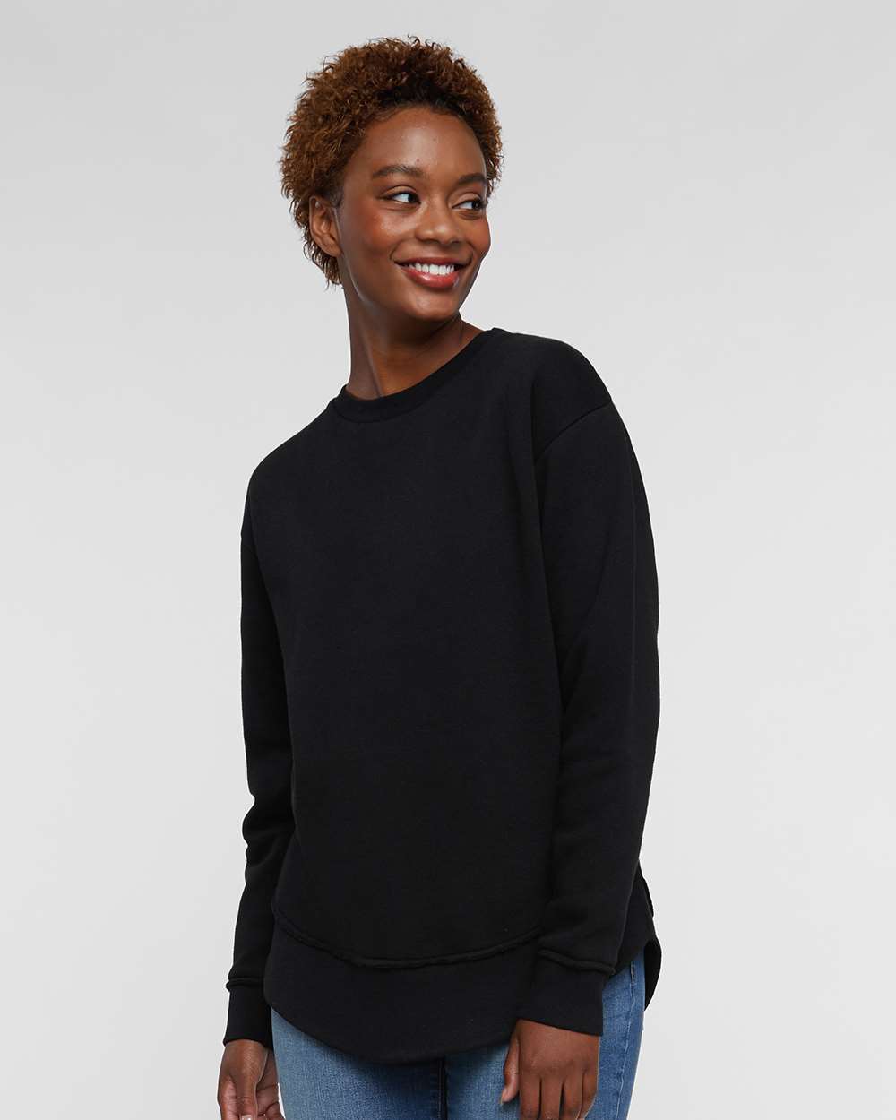 LAT 3525 Women's Weekend Fleece Crewneck Sweatshirt